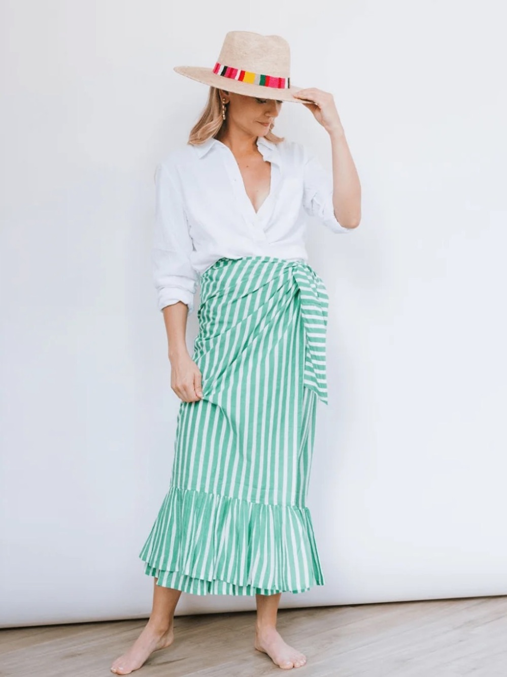 Sunshine Tienda GREEN AND WHITE STRIPE VIENNA SARONG